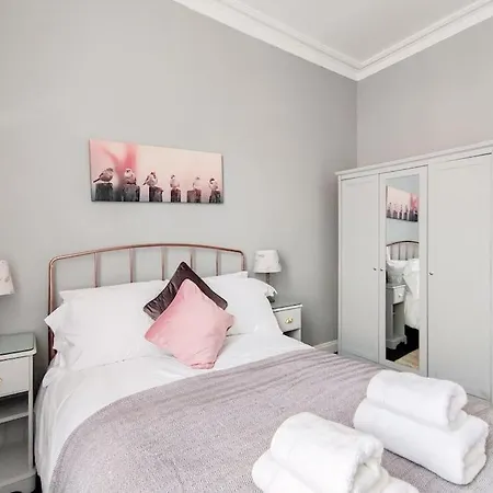 Beautiful Georgian New Town 2 Bed Apartment Edinburgh Exterior photo